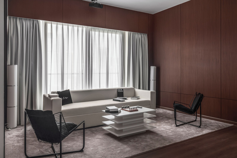 Living area 3, Elegant Stay with Burj Khalifa View, Dubai