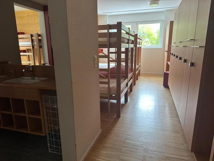 Others 5, Hotel Espen, Obwalden
