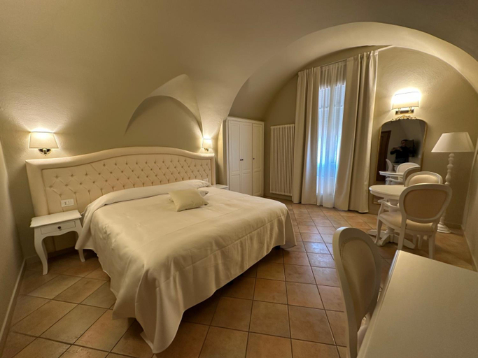 General view 5, Albergo Franzone, Savona