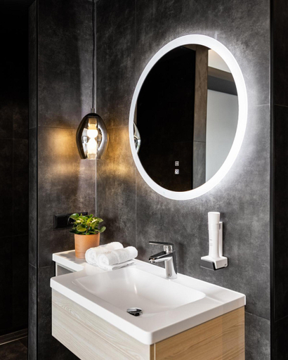 Bathroom 4, Phoenix7, Mödling