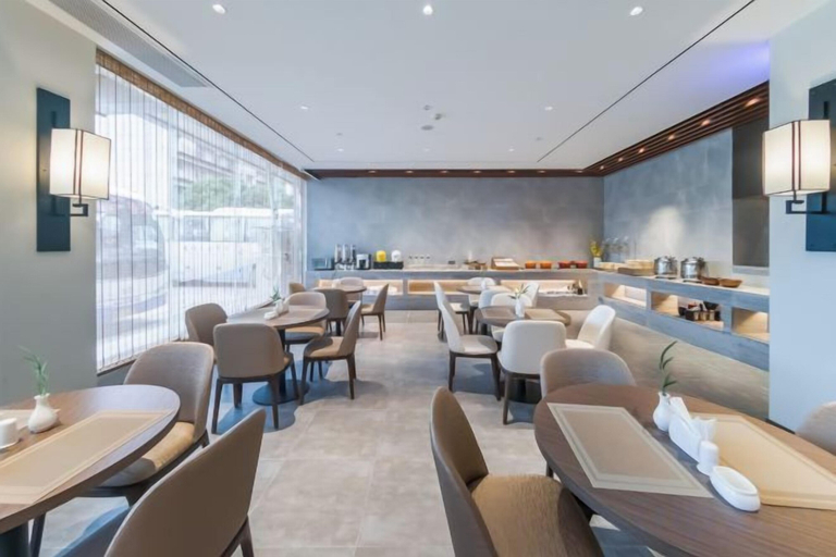 Food & Drinks 5, Fairyland Hotel, Chuxiong Yi
