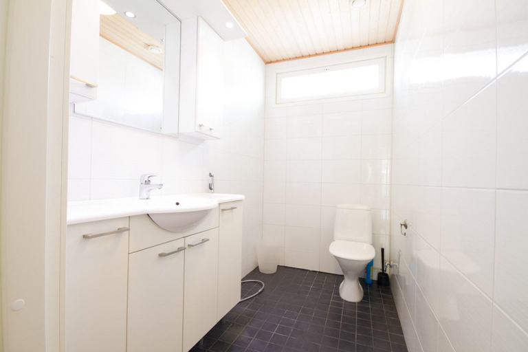 Bathroom 5, Forenom Hostel Kerava, Uusimaa