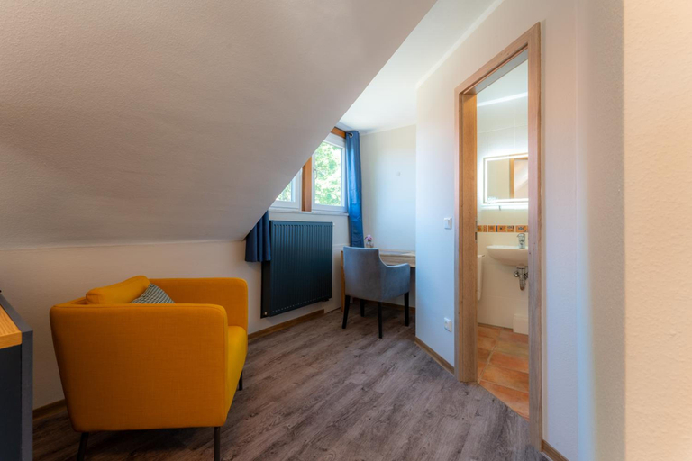 Exterior & Views 2, Gasthof Neuhaus, Gifhorn