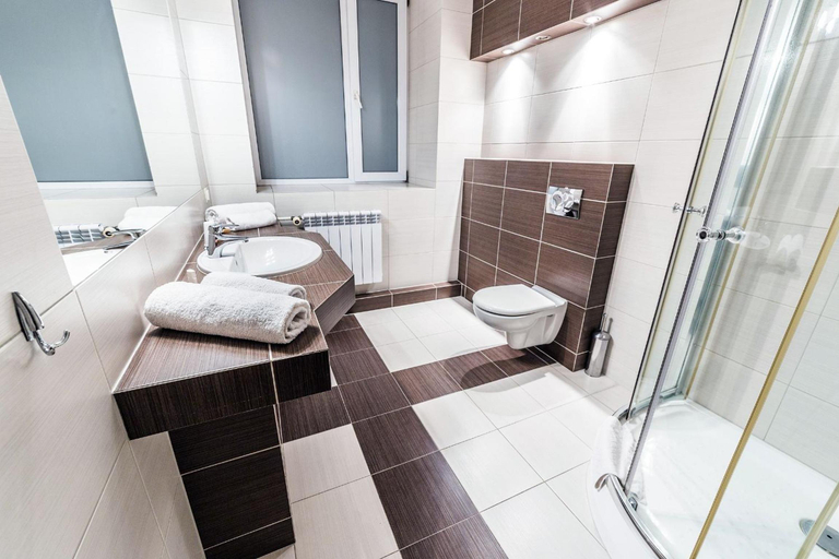 Bathroom 3, Hotel Tm, Radom City
