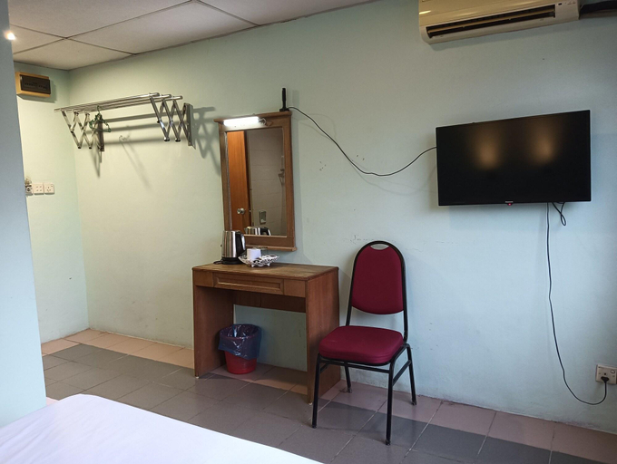 Room 2, 90860 Wawasan Inn, Sarikei