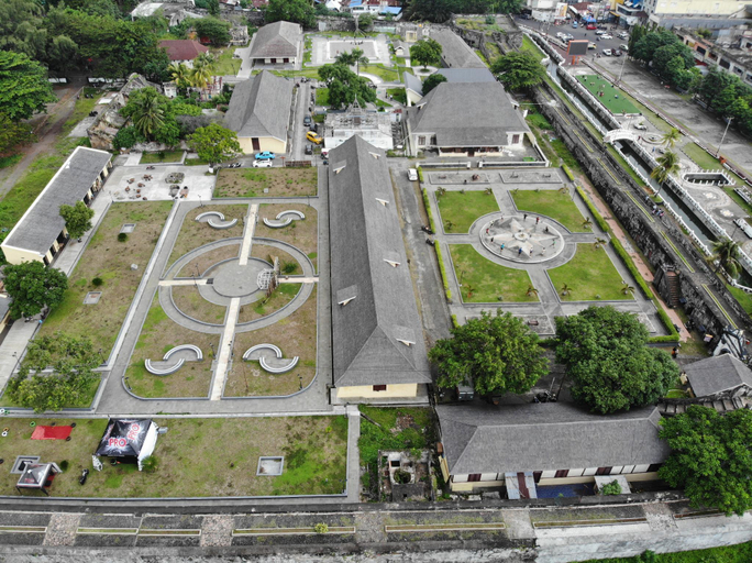 Exterior & Views 3, Muara Hotel & Mall Ternate, Ternate