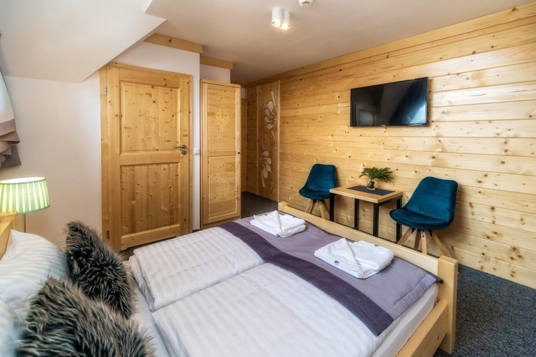 Bedroom 3, Kaplowa Chata, Tatra