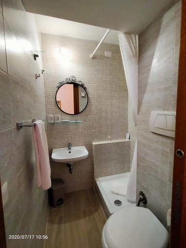 Bathroom 4, Rossi Hotel, Rome
