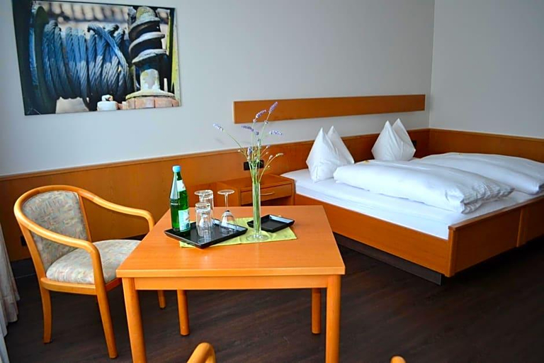 Room 3, Aparthotel Sprendlingen, Mainz-Bingen