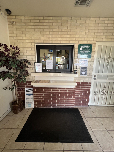 Public Area 3, Country Inn Motel, Bexar