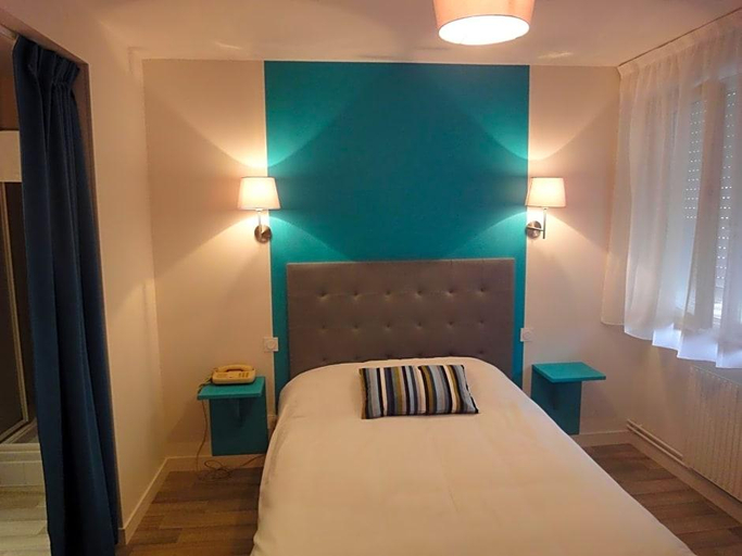Bedroom 4, Hotel Restaurant La Grenouillv Re, Ille-et-Vilaine