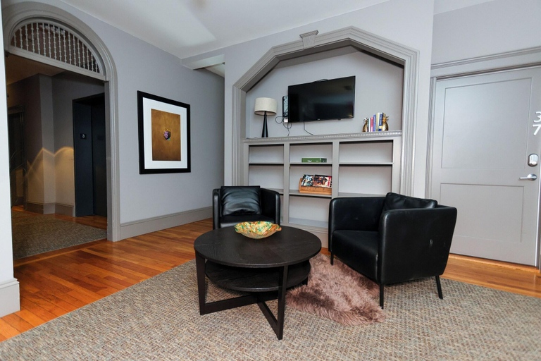 Public Area, Maverick Suites at 89 Marion, Norfolk