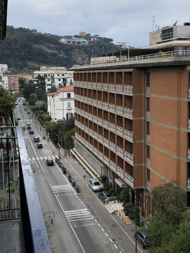 Exterior & Views, English Inn rooms, Napoli
