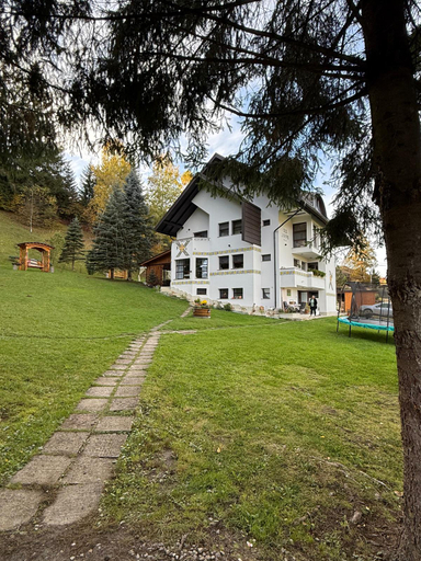 General view 5, Casa Lucretia, Vama