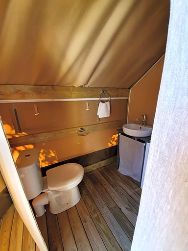 Room 5, Camping La Pinv De, Haute-Corse