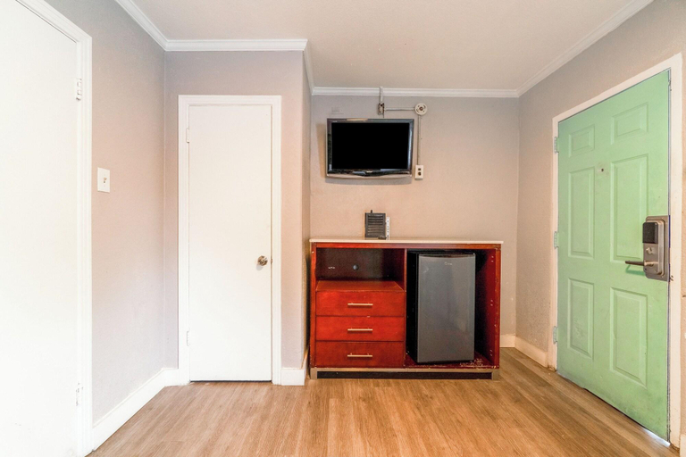 Room 3, Alamo Oasis Inn and Suites By OYO San Antonio, Bexar