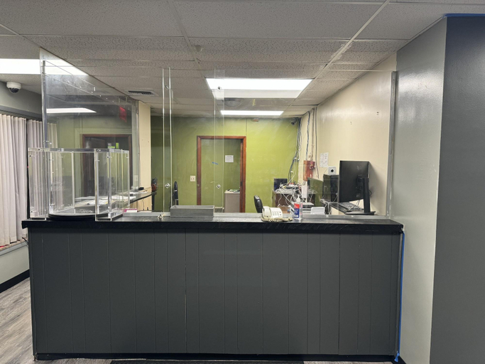 Public Area 3, Imperial Suites, Wayne
