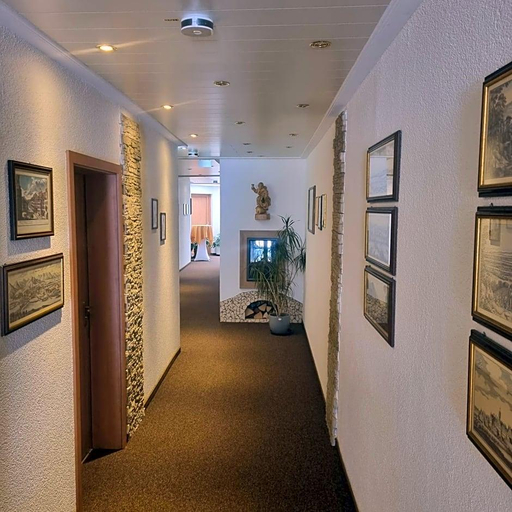 Lobby 4, Hotel Restaurant Krone, Göppingen