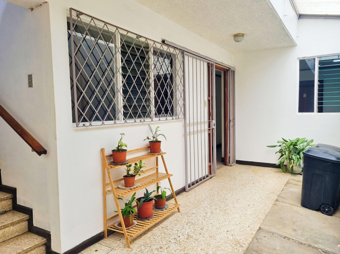 Public Area 3, Sabana Studios, San José
