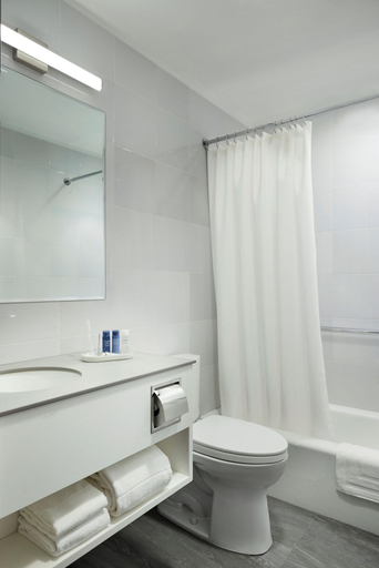 Bathroom 3, Melrose Hotel, New York