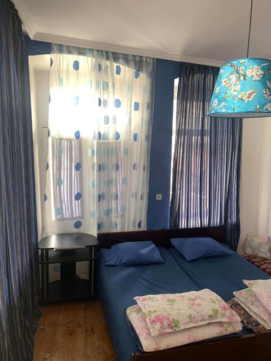 Bedroom 3, Nana's Guesthouse, Signagi