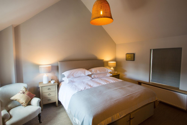 Bedroom 3, The Pointer, Buckinghamshire