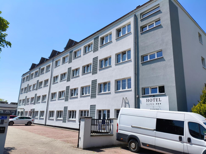 Exterior & Views 2, Hotel Alpex View, Zabrze