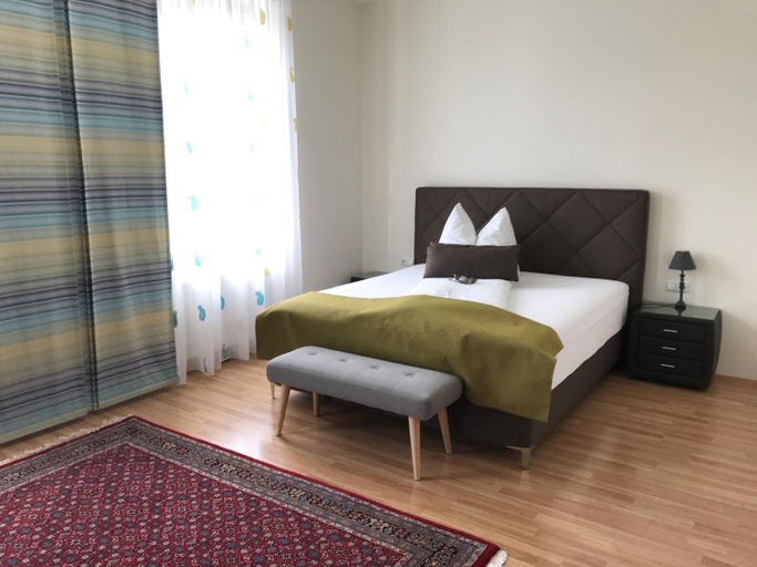 Bedroom 4, Hotel Bellini, Leoben