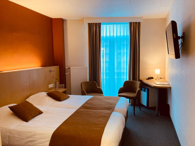 Bedroom 3, Hotel Du Commerce, West-Vlaanderen