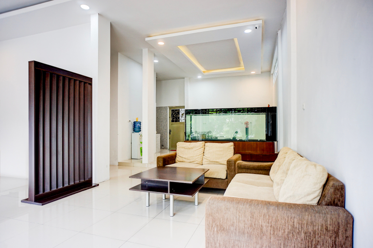 Lobby 2, Collection O Almasarra Resid Near Ring Rd Medan, Medan