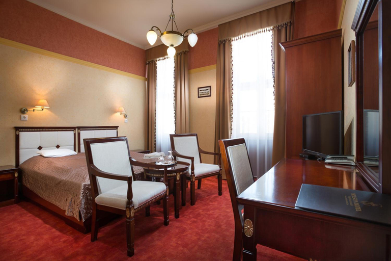 Bedroom 2, Nelson Hotel, Hajdúszoboszló