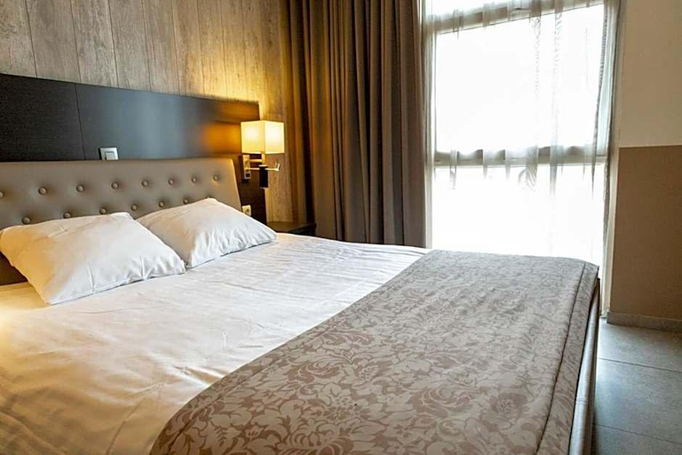 Bedroom 3, Hotel De Maaskant, Limburg