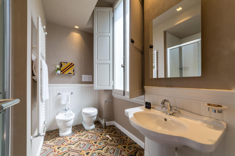 Bathroom 5, Atelier delle Grazie, Florence