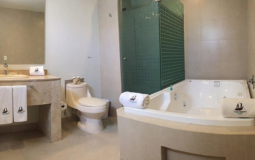 Bathroom 5, Hotel del Pescador, Jocotepec