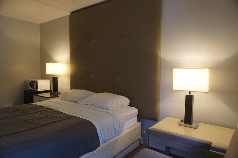 Bedroom 2, The Mighty Fraser Motel, Fraser Valley