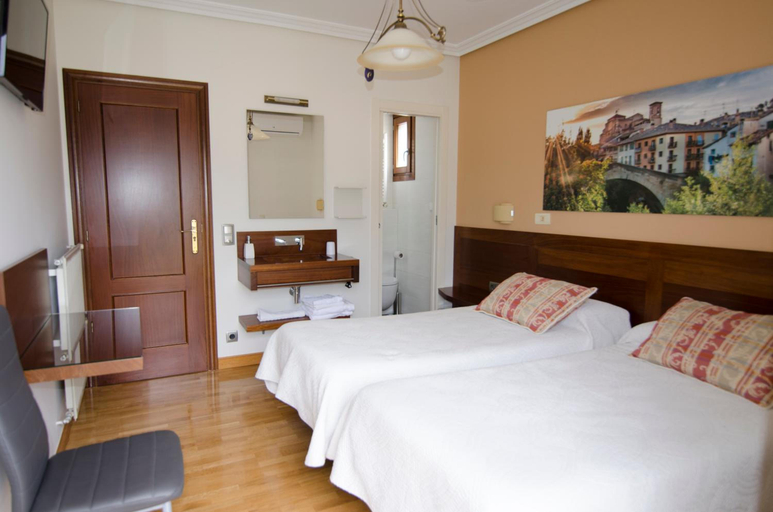 Bedroom 5, B&b Zaldu, Navarra