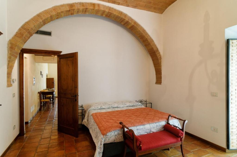 Bedroom 3, Le 7 Camicie, Siena