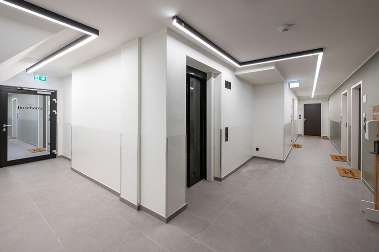 Public Area 2, Limehome Stuttgart Elsenhansstr, Stuttgart