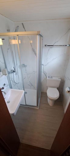 Bathroom 5, Hotel Fassbind Beausite, Interlaken