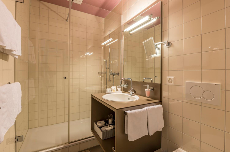 Bathroom 4, Boutique Hotel Karl Swiss Quality, Luzern