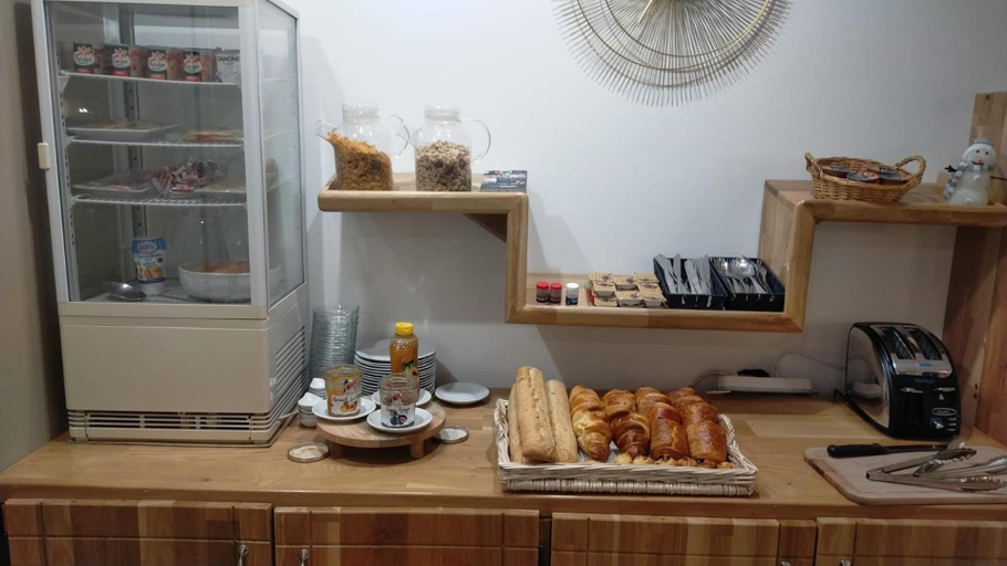 Food & Drinks 5, Contact Hôtel Foch, Doubs