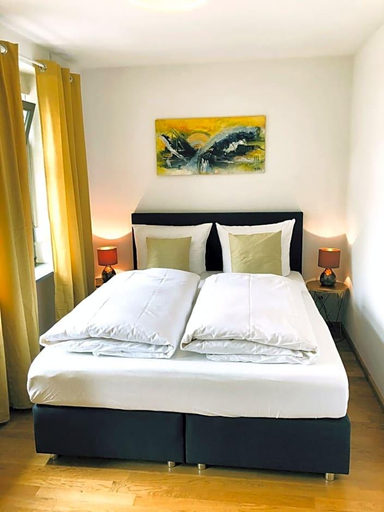 Room 4, Hotel Restaurant Grv Ner Baum Merzhausen, Breisgau-Hochschwarzwald