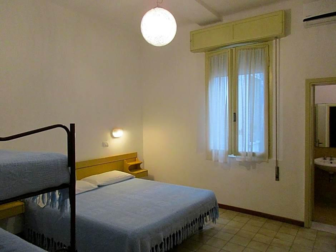 Bedroom 2, Hotel Pensione Ornella, Forli' - Cesena