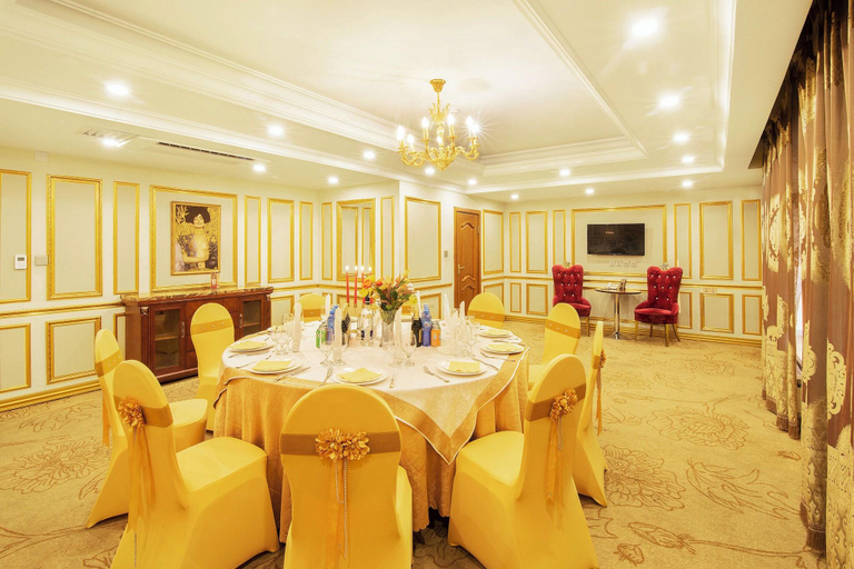 Food & Drinks 5, Royal House Hotel 2, Ulan Bator