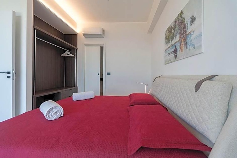 Bedroom 4, Maina Country Resort, Messina
