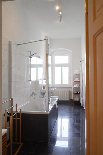 Bathroom 3, Aparthotel Mitte, Dresden
