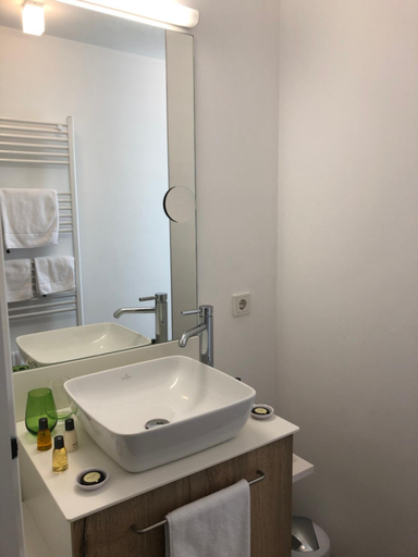 Bathroom 5, Gasthof Alter Markt, Merzig-Wadern