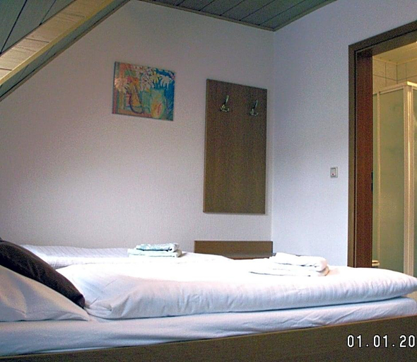 Bedroom 3, Landgasthof Zum Hirschen, Main-Spessart