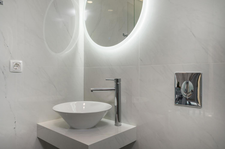 Bathroom 3, Kristall Suites, Crete