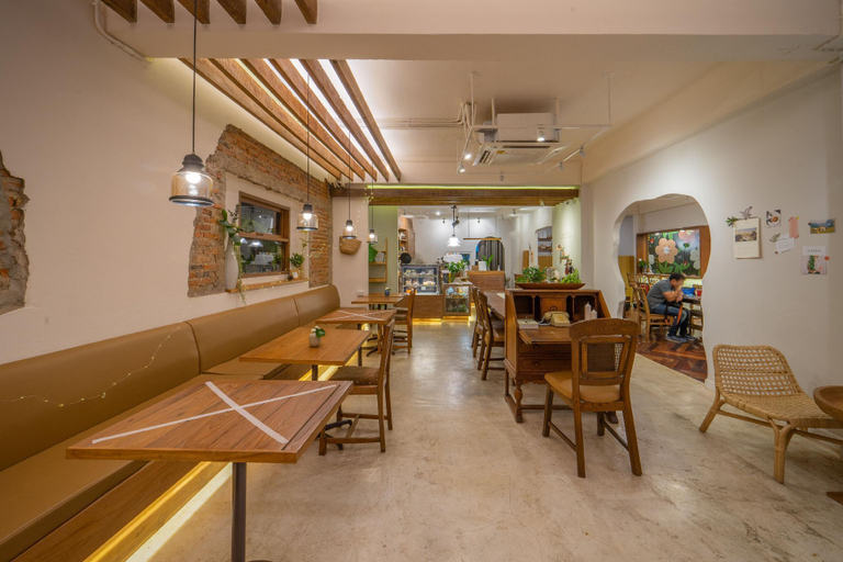 Food & Drinks 5, Need A Nap Hostel Phrae, Muang Phrae